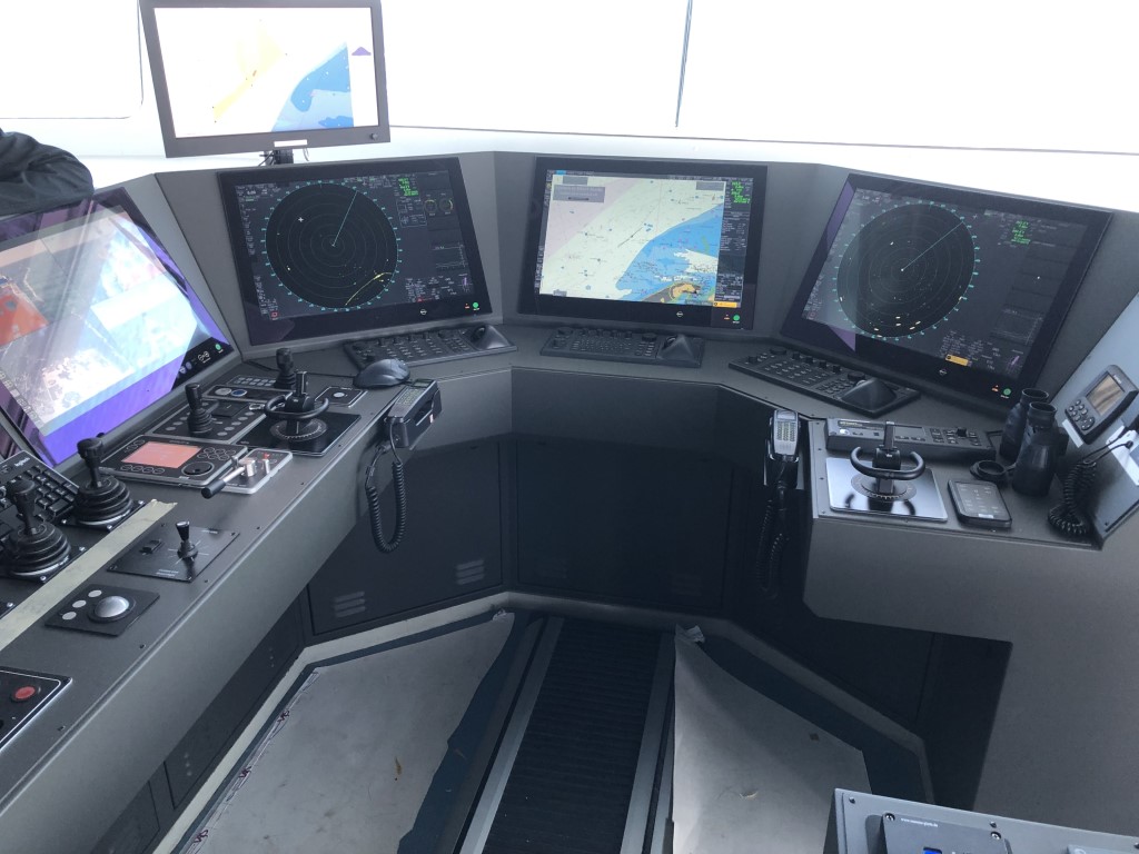B743 000 2 BNR347